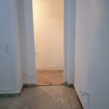 Doy $$$ y compro por Permuta Apto de dos cuartos ó más en Vedado o Nuevo Vedado 53416591 Alfredo - Img 118992471