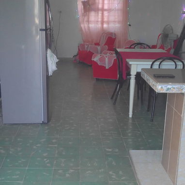 Apartamento en el vedado zona de letras( necesita remodelacion) - 2/7
