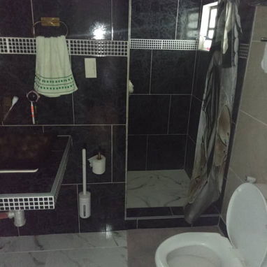 Se vende casa de 3 niveles , puerta calle que consta de 118.58 m2 ⭐ - Img 124273826