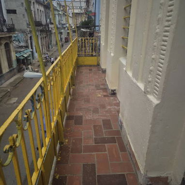 Centro Habana 3/3 Aceptamos Crypto - 5/8