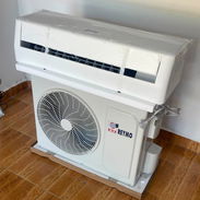 🟢Split reymo de 1 tonelada  220v 📄1 mes de garantía  💵precio: 320 usd - Img 57071656