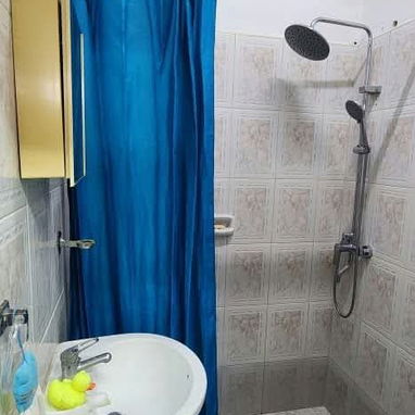 Venta de casa 🏡 3 plantas - 8/10
