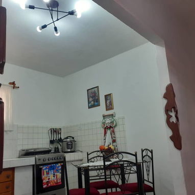 NO TE LOS PUEDES PERDER!!!! 🏡🏡🏡* Hermosa propiedad en Bajos de un Biplanta. 81 y 182 Alturas de la Lisa - 6/10
