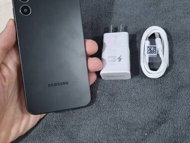 Samsung Galaxy A34 5G  6+6Gb de Ram con 128Gb de Almacenamiento, ACABADO DE TRAER DE EEUU - Img main-image