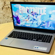 Laptop Acer 8h de batería como nueva ⚡💻 - Img 58128040