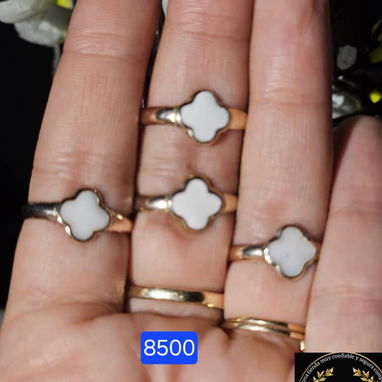 Anillos, dijes , reloj , aretes de oro - Img 124650788
