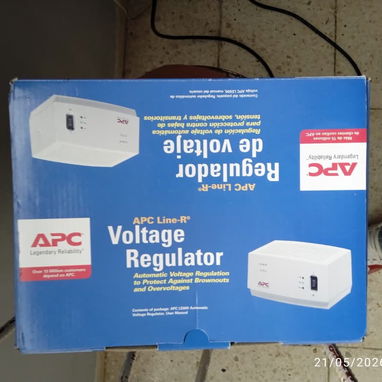 Estabilizador de voltaje de 600 W - 2/2