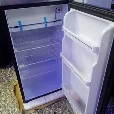 Mini bar 3.5 y 5.5 pies nuevos en caja - 2/4