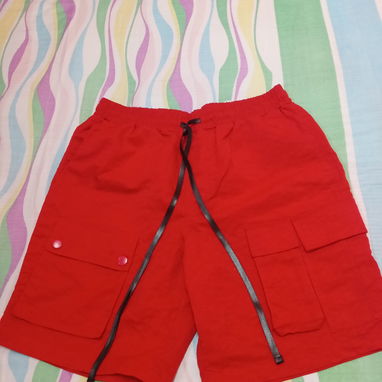 Shores  excelente  calidad. Marca HM. Talla 34,32 y L. Talla  L 0 32 son  iguales. - Img 118917187