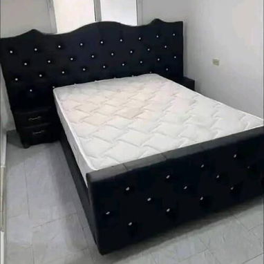 Camas tapizadas y colchones originales super confort y de espuma , llamar al 52422734 o WhatsApp - Img 104598290