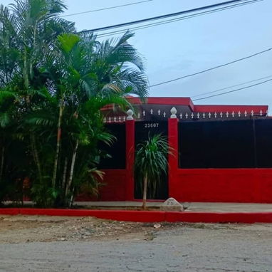 Maravillosa casa en La Lisa. Con todas las comodidades. - 2/10