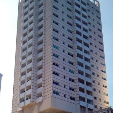 Renta de apartamento de lujo con piscina en el Vedado - 5/10
