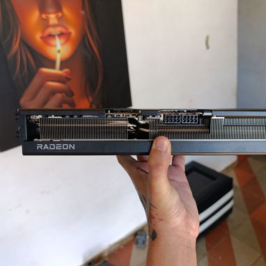 Rx 9070 xt hellhound - Img 124507097
