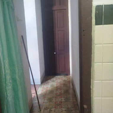 LR4 🏠 Casa interior con excelente distribución en Centro Habana - Img 117290859