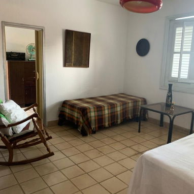 Apartamento. Parte de arriba de un biplanta en Alturas de Miramar - Img 119304739