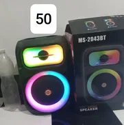 Bocinas en 50 USD nuevas en caja - Img 49636853