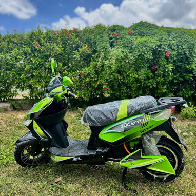 MOTO ELÉCTRICA BUCATTI (M) 2026 de 3000 WATS y hasta 150 km de autonomía 🏍️ - 6/10