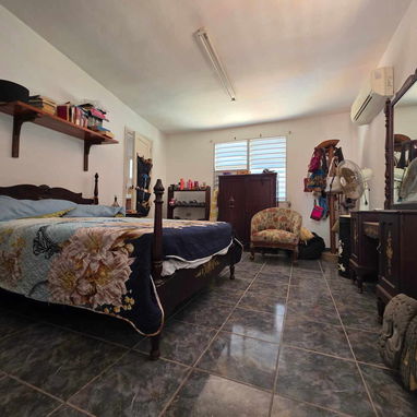 VEDADO APARTAMENTO TIPO PENTHOUSE ENTRE EL MALECÓN Y LINEA Y 12 - 9/10