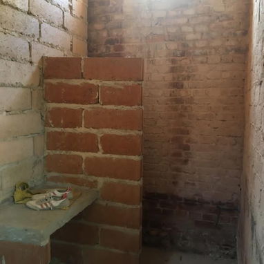VENTA CASA CON PATIO EN EL VEDADO. MUCHAS POSIBILIDADES - 6/10