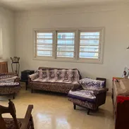 APARTAMENTO EN BAJOS CAPITALISTA EN EL VEDADO! A PASOS DEL MALECÓN Y LA EMBAJADA AMERICANA !!! - Img 56387524