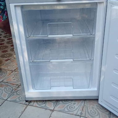 Refrigeradores Hisense con dispensador de agua, garantía y factura 52645053 - Img 123100555