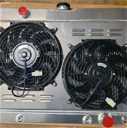 Radiador de aluminio con doble fan. - Img 46002993