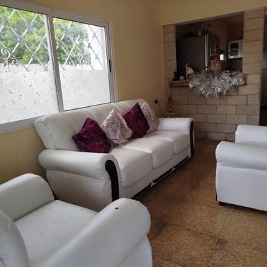 Oferta especial de casa Confortable de renta en Guanabo con piscina para su disfrute! Reserva ahora y no te arrepentirás - Img 97822769