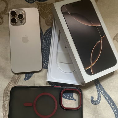 Vendo iPhone 16 pro Max - Img 123971580