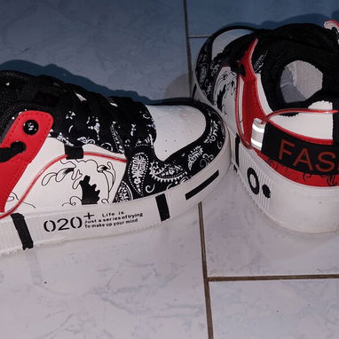 Vendo tenis de niño de calidad - Img 124048681