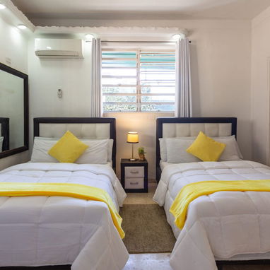 📲MARAVILLOSA casa de renta en el Vedado😍😎 - Img 112687792