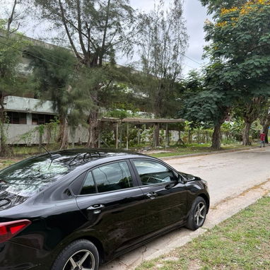 Vendo un negocio kia río, 2019 con 130,000 millas - Img 121619197