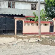 20 MIL USD Vendo casa GRANDISIMA DE construccion moderna. EN BAJO PLACA OCUPADA X OTRA VIVIENDA AJENA CONST - Img 56898605