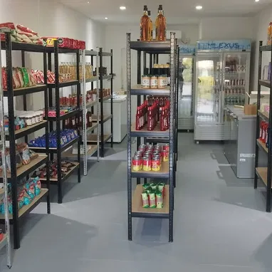Venta de casa + local en playa me ajusto en el precio - 4/5