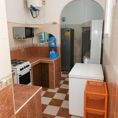 Venta de casa en el vedado con garaje - 2/8