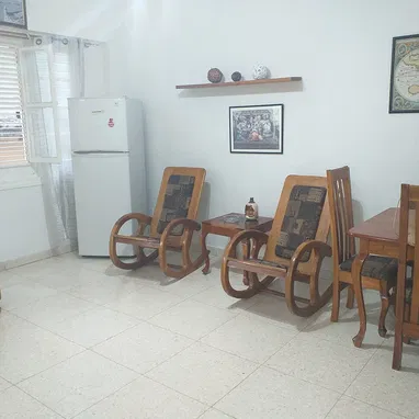 RENTO APTO LINEAL EN EL VEDADO 2 HAB Y 2 BAÑOS, +53 58463952 - Img 123255740