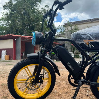 𝐁𝐈𝐂𝐈𝐂𝐋𝐄𝐓𝐀 E-BIKE` 🛵48Volt • ⁠15Ah  • ⁠BATERÍA DE LITIO 🔋 • ⁠Autonomía de 80 KM - 2/4