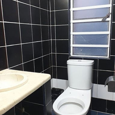 *$20.000usd NEGOCIABLE. En venta casa  independiente con garaje en Mantilla,  Arroyo Naranjo. Referencia: policlinico - 8/10
