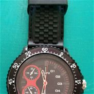 Reloj de hombre tipo submarino, Nuevo, comprado en Europa - Img 45776151