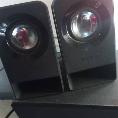 Subwoofer Logitech 2.1 - Img 127984191