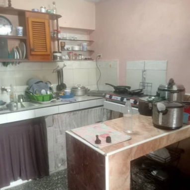 SE VENDE ESTA CASA EN MARIANAO 67/132 Y 130 - 2/10