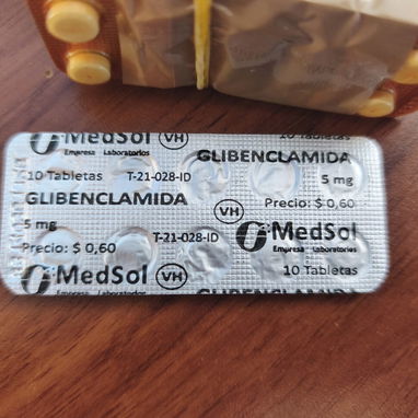 Glibenclamida y Dipirona en ámpulas - 2/2