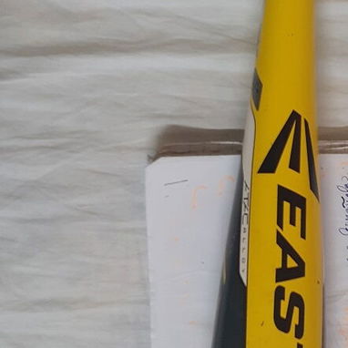 Combo béisbol $120 — Pelotas Wilson y Rawlings nuevas + Guante Wilson 11.5" nuevo + Bate Easton BEAST X usado. Listo par - Img 120882300