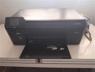 Vendo impresora hp photosmart d110a de Uso en buen estado, sistema tinta continua instalado con las tintas y sus cables, - Img main-image