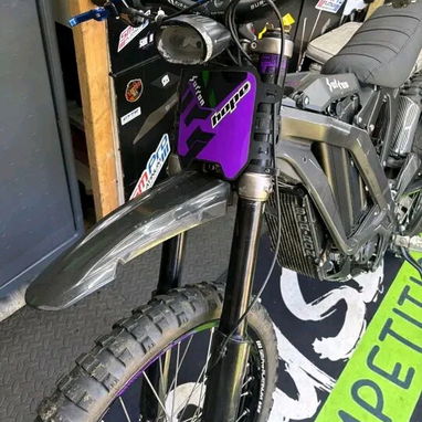 2023 light bee 2k miles ready to ride just had a fresh service and new jack shaft bearing New belt New stand - Img 124729667