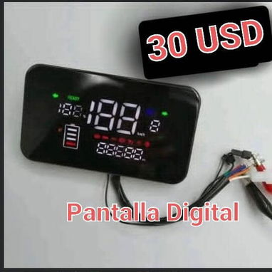 Variedad de accesorios y piezas de motos. - 2/9