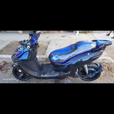 Vendo moto sin batería - 3/4