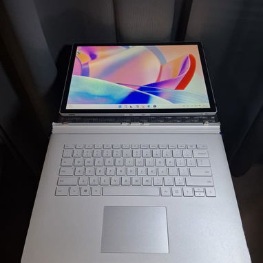 Laptop Surface Book 3 Gama Alta Premium metálica traída de EEUU prácticamente nueva - Img 127578341
