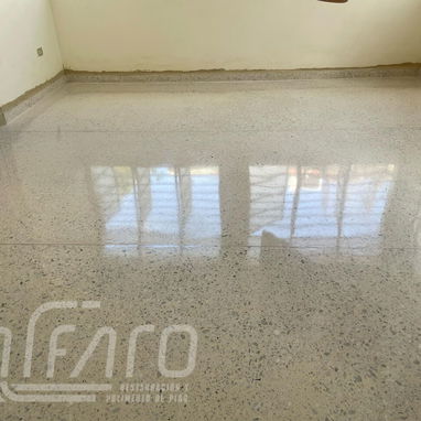 GRUPO ALFARO PULIDORES: ¡REVITALIZANDO SU PISO!  Pulimos, brillamos, restauramos y devastamos todo tipo de pisos - 8/10