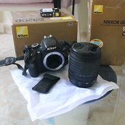 Vendo mi cámara Nikon D3200 en 200 USD con problema en obturador.  La cámara esta como nueva con muy poco uso, además de - Img 57070829