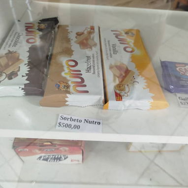 Mercado de productos en Calle 37 entre 22 y 26, #2203. 📌 Punto de referencia: Clínica Cira García. - 6/7